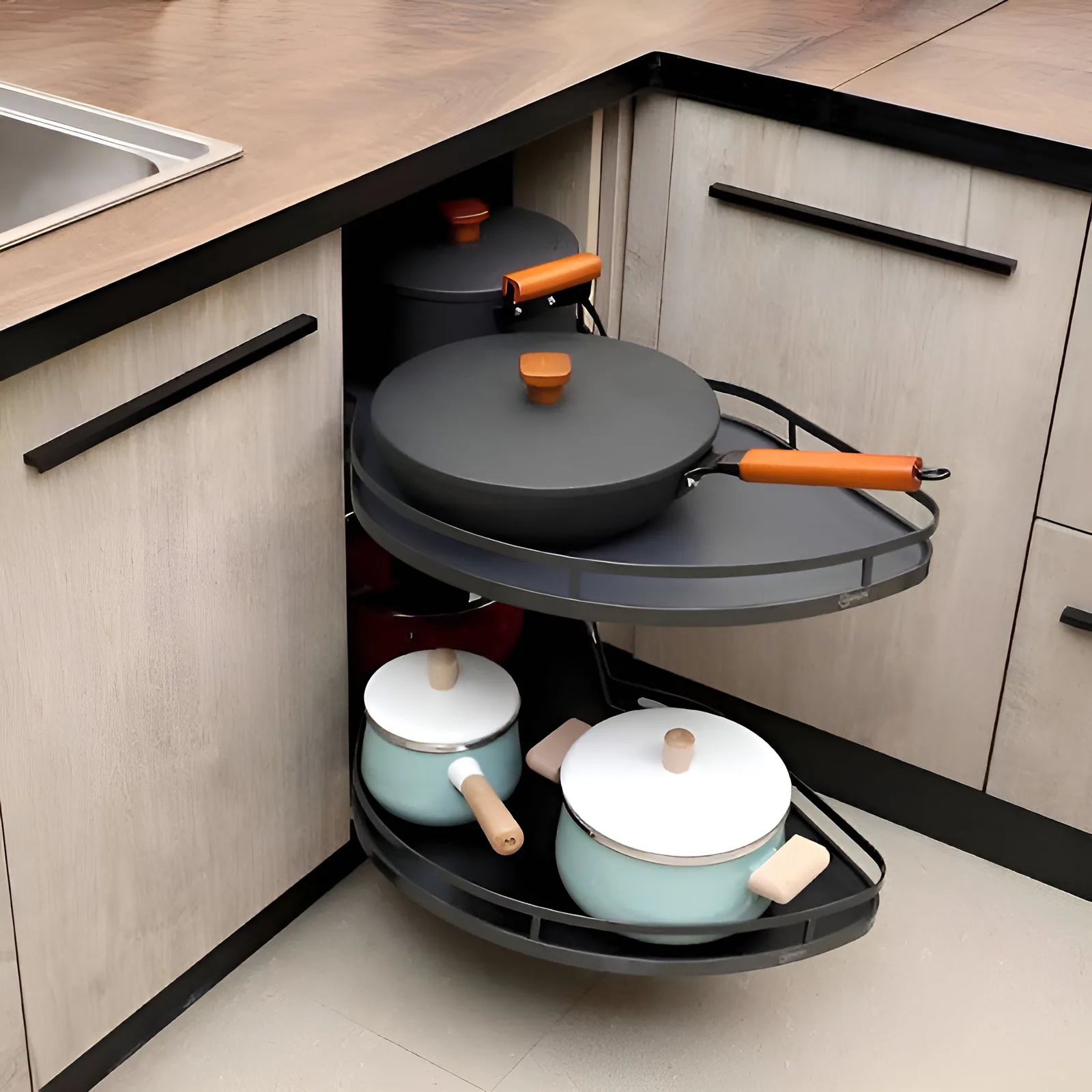 CAELEN S Corner (Grey)